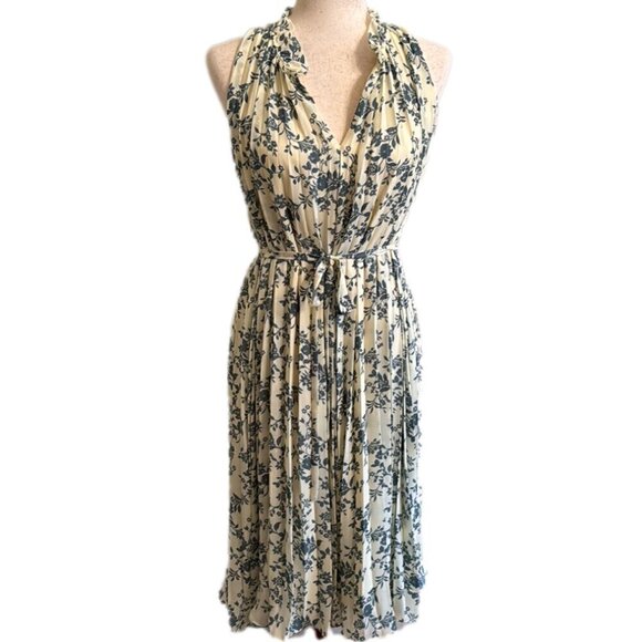 LOFT Dresses & Skirts - LOFT Light Yellow and Blue Floral Pleated Dress in XS/S
